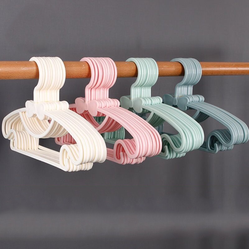 5pcs Children Coats Storage Hanger Closet Organizer Baby Hangers Portable Display Hangers Windproof Kids Clothes Hanger Racks